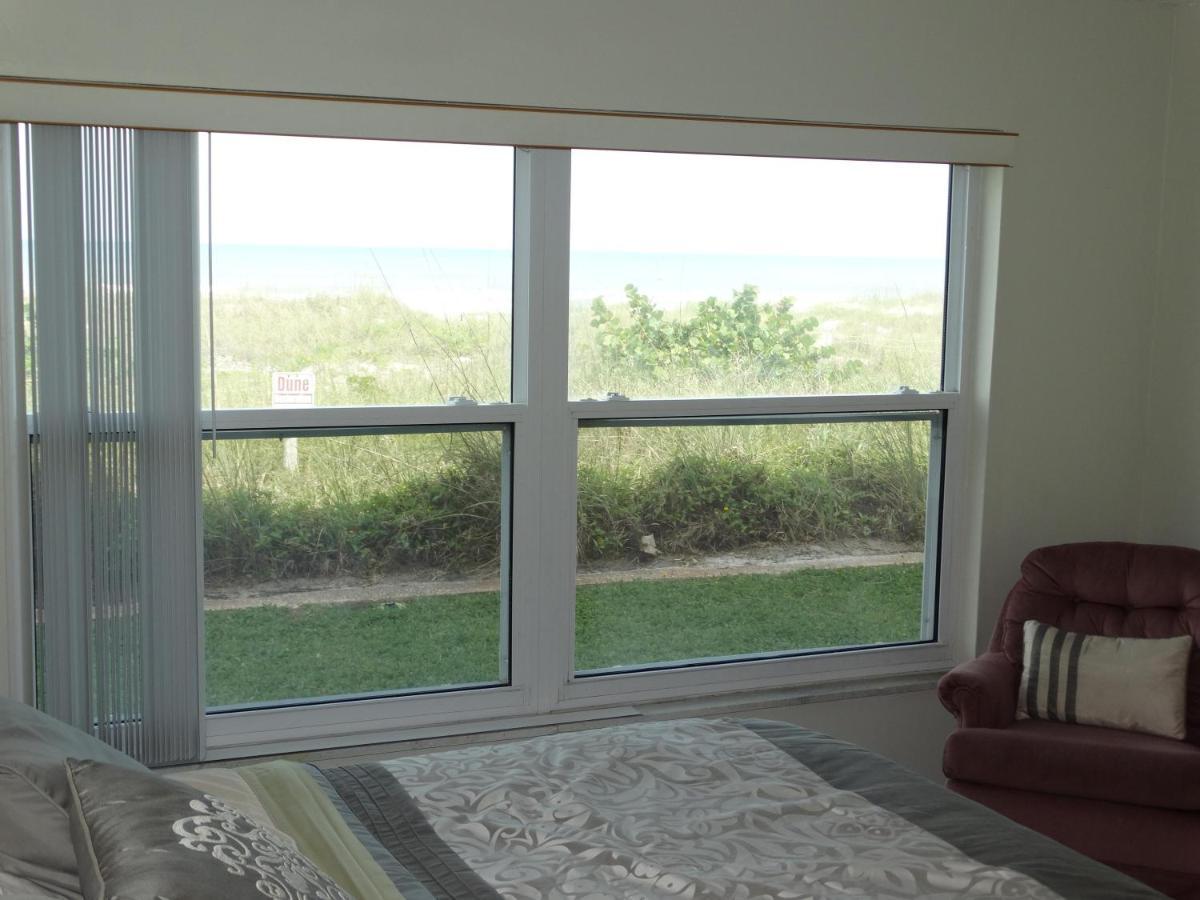 Spanish Main Unit 4- Direct Oceanfront Condo! Cocoa Beach Extérieur photo