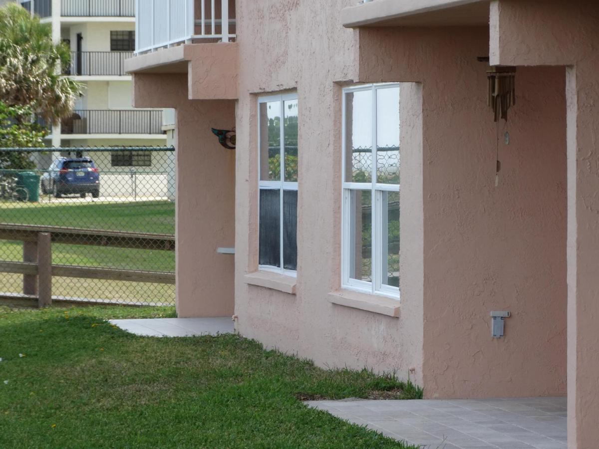 Spanish Main Unit 4- Direct Oceanfront Condo! Cocoa Beach Extérieur photo