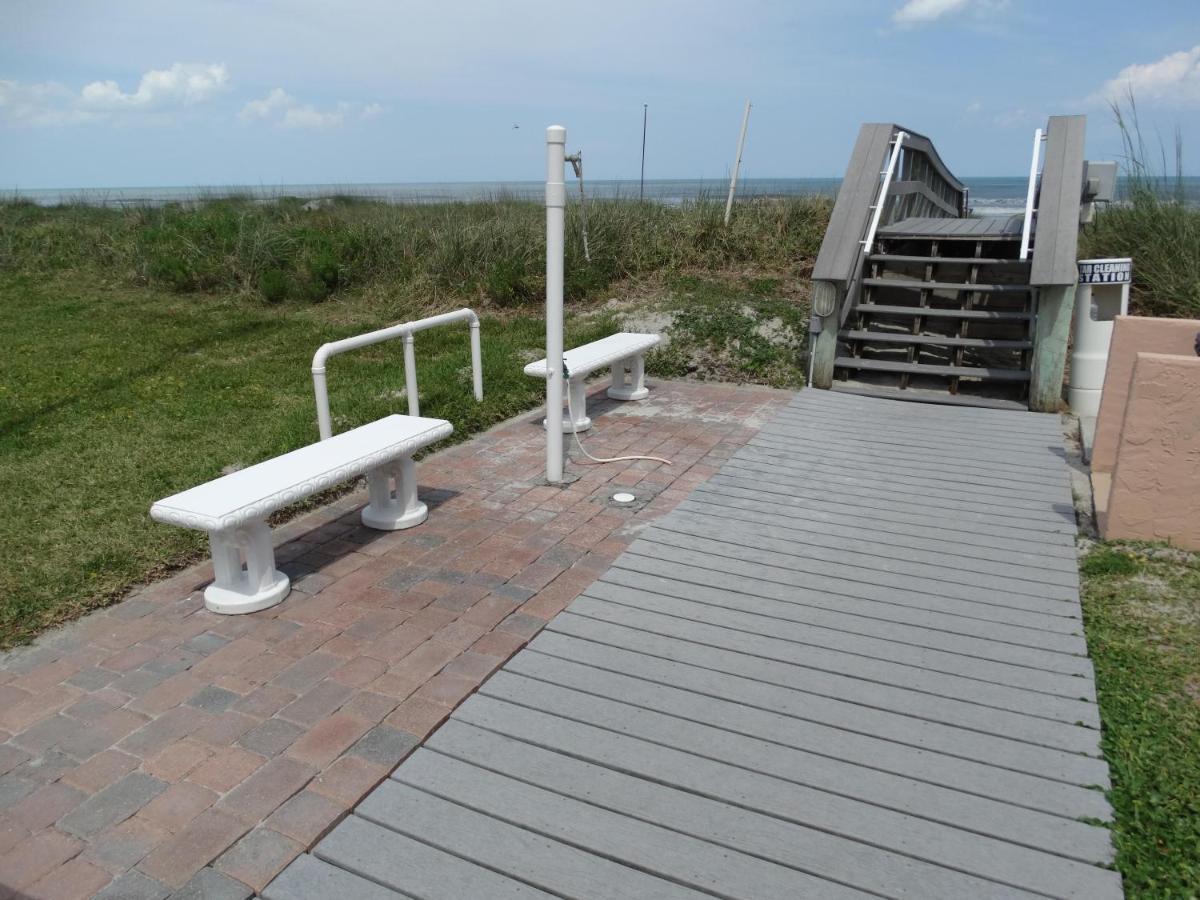 Spanish Main Unit 4- Direct Oceanfront Condo! Cocoa Beach Extérieur photo
